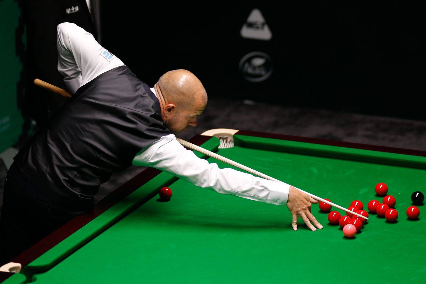 全国室内跳伞(风洞)锦标赛 河南选手获7金.