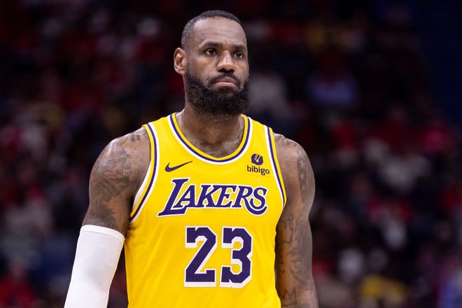 体育德甲：谢什科梅开二度 莱比锡红牛3-0柏林联合