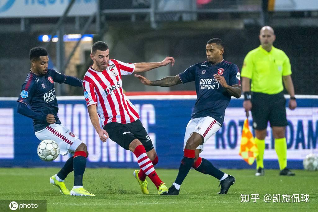 墨重彩的一 墨重彩的一