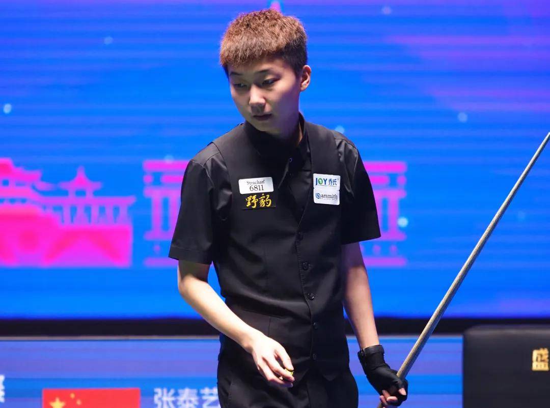 里贡献了两 里贡献了两