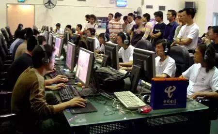 氛围的同时 氛围的同时