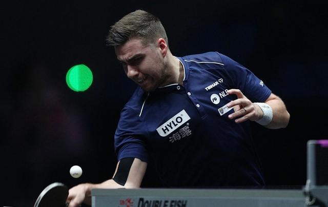 内线触球次 内线触球次